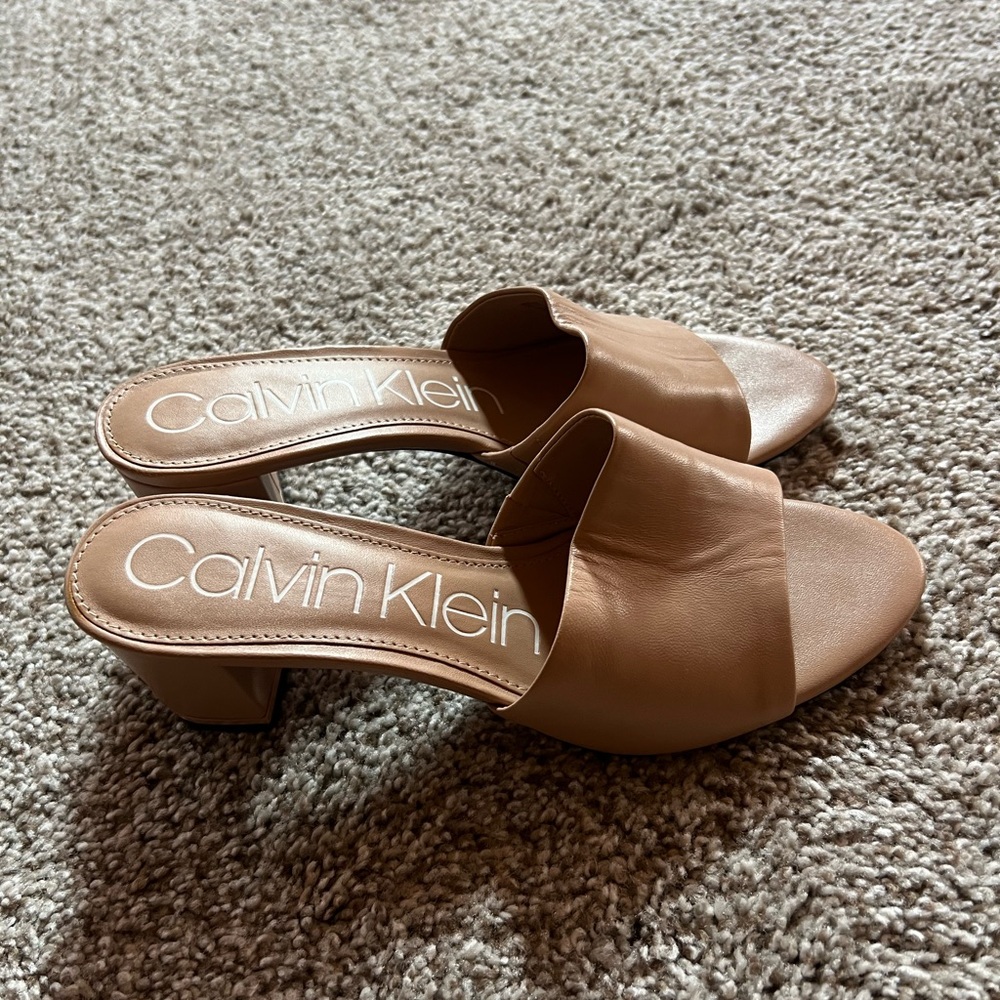 Calvin Klein Women's Tan Heels
